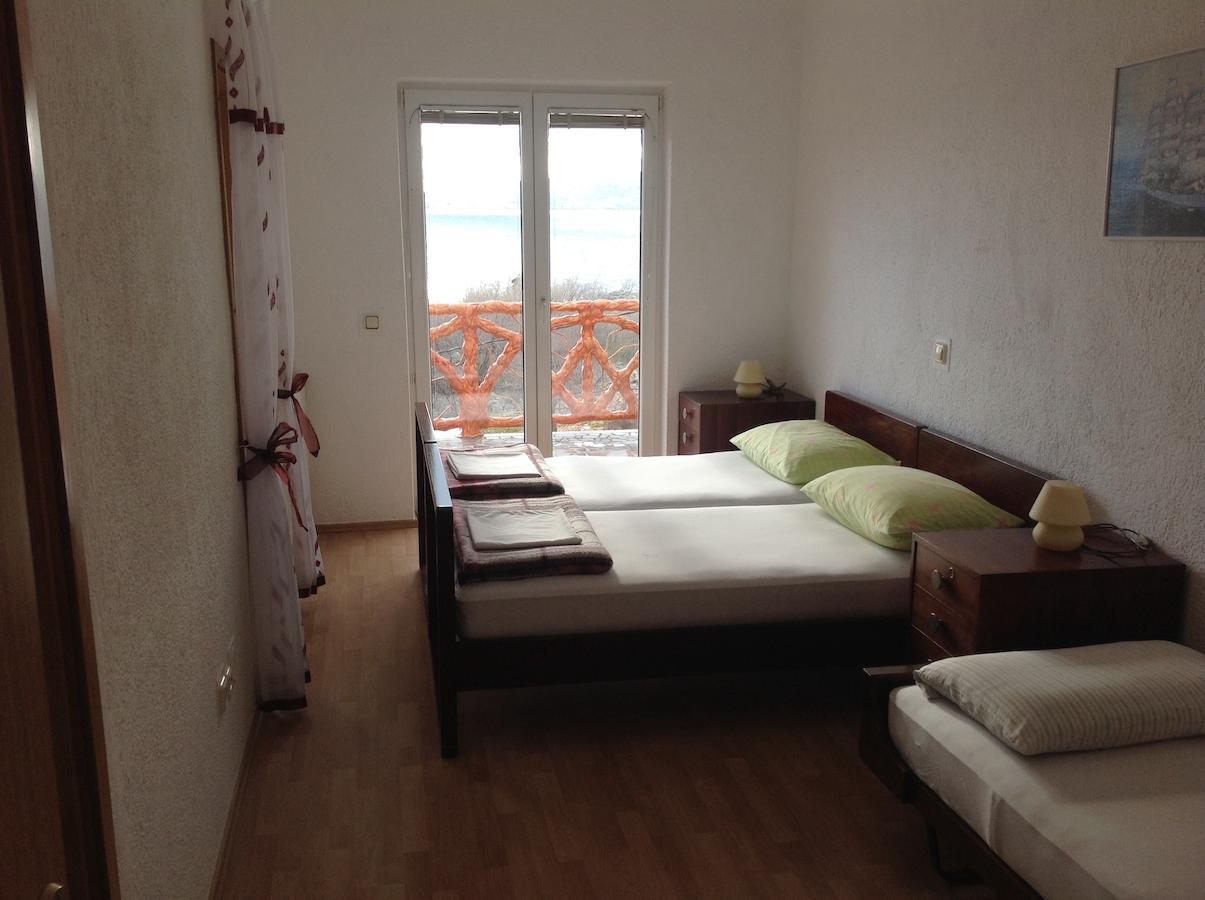 Katarina Apartments And Rooms Sibinj Krmpotski Room photo